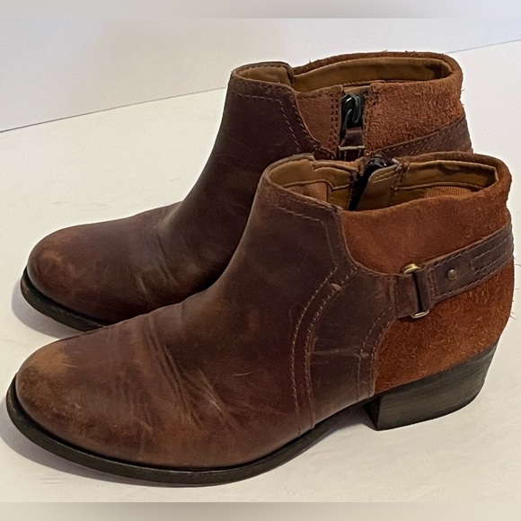 Clarks Maypearl Lilac Women's Booties in Dark Tan Leather & Suede Boots Size 5M - Picture 10 of 15